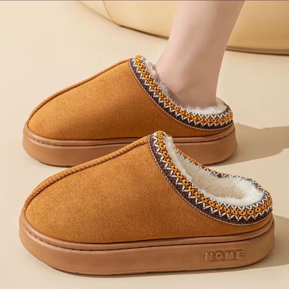 Women’s Cozy Warm Slip-On House Slippers with Fur Lining – Brown
